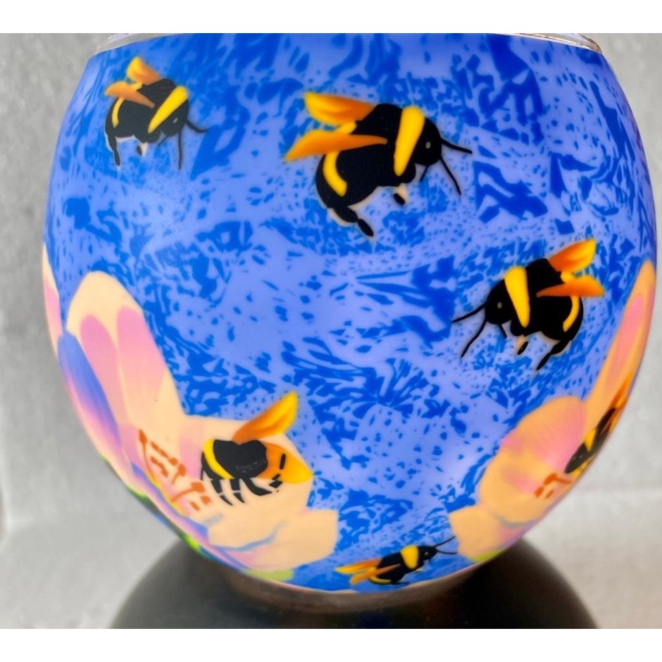 Claymaster Light Glass Globe-Busy Bees