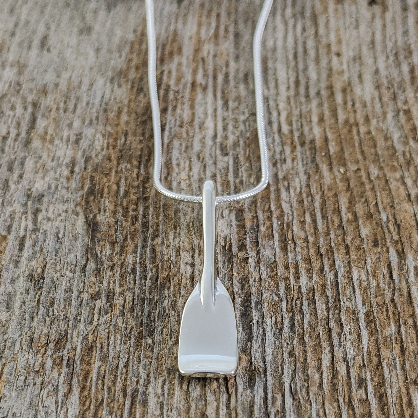 Paddle Pendant