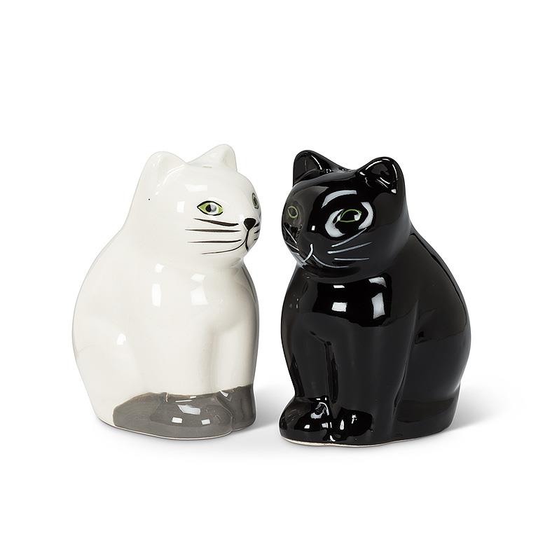 Sitting Cats Salt and Pepper