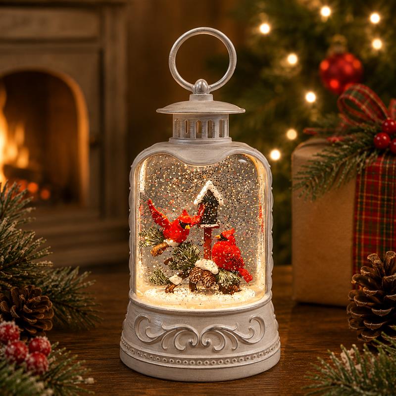 Cardinal  Snow Globe
