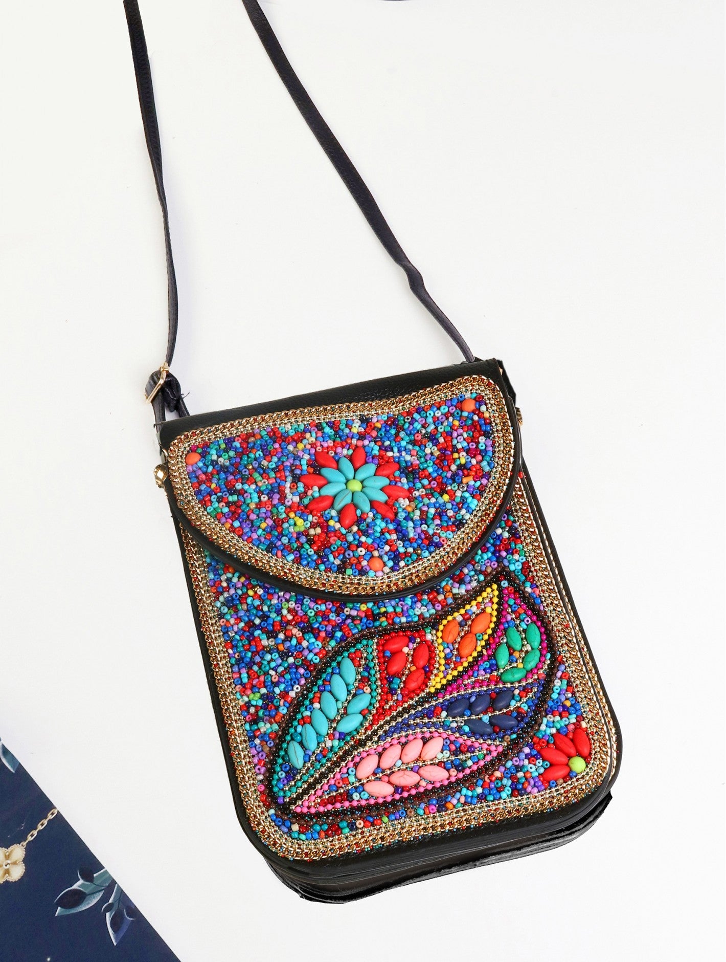 Hand Made Beaded Purse- Leaf